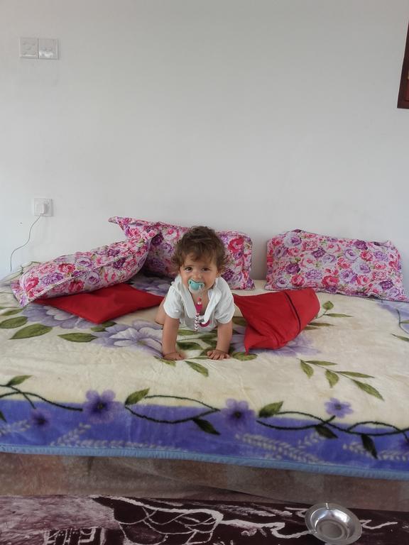 אונה ואטונה Disna Place מראה חיצוני תמונה
